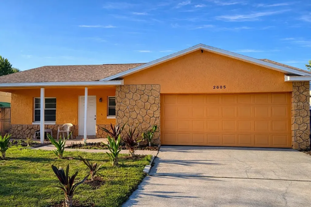 2605 Char Street Orlando FL 32839