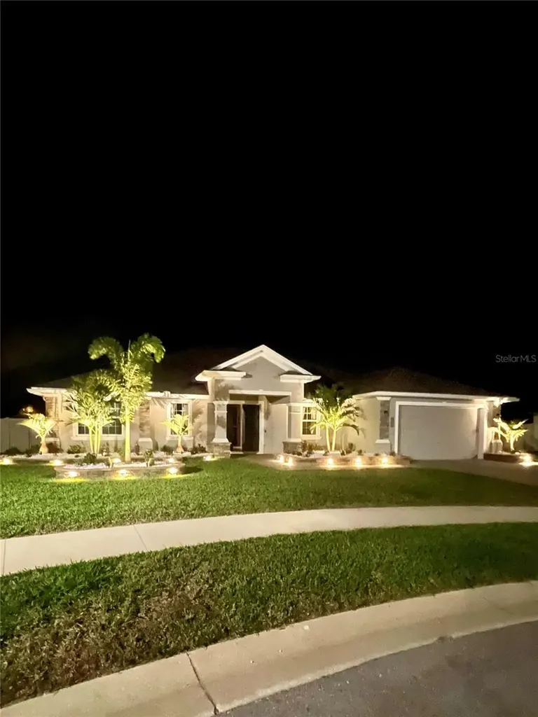 312 Denna Lane Auburndale FL 33823