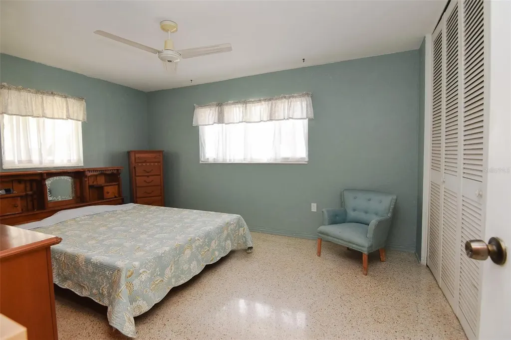 11319 70th Terrace Seminole FL 33772