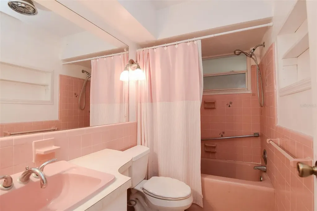 11319 70th Terrace Seminole FL 33772