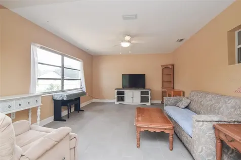 11319 70th Terrace Seminole FL 33772