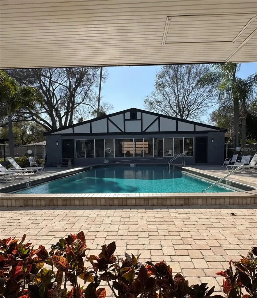 1126 King Arthur Court Dunedin FL 34698