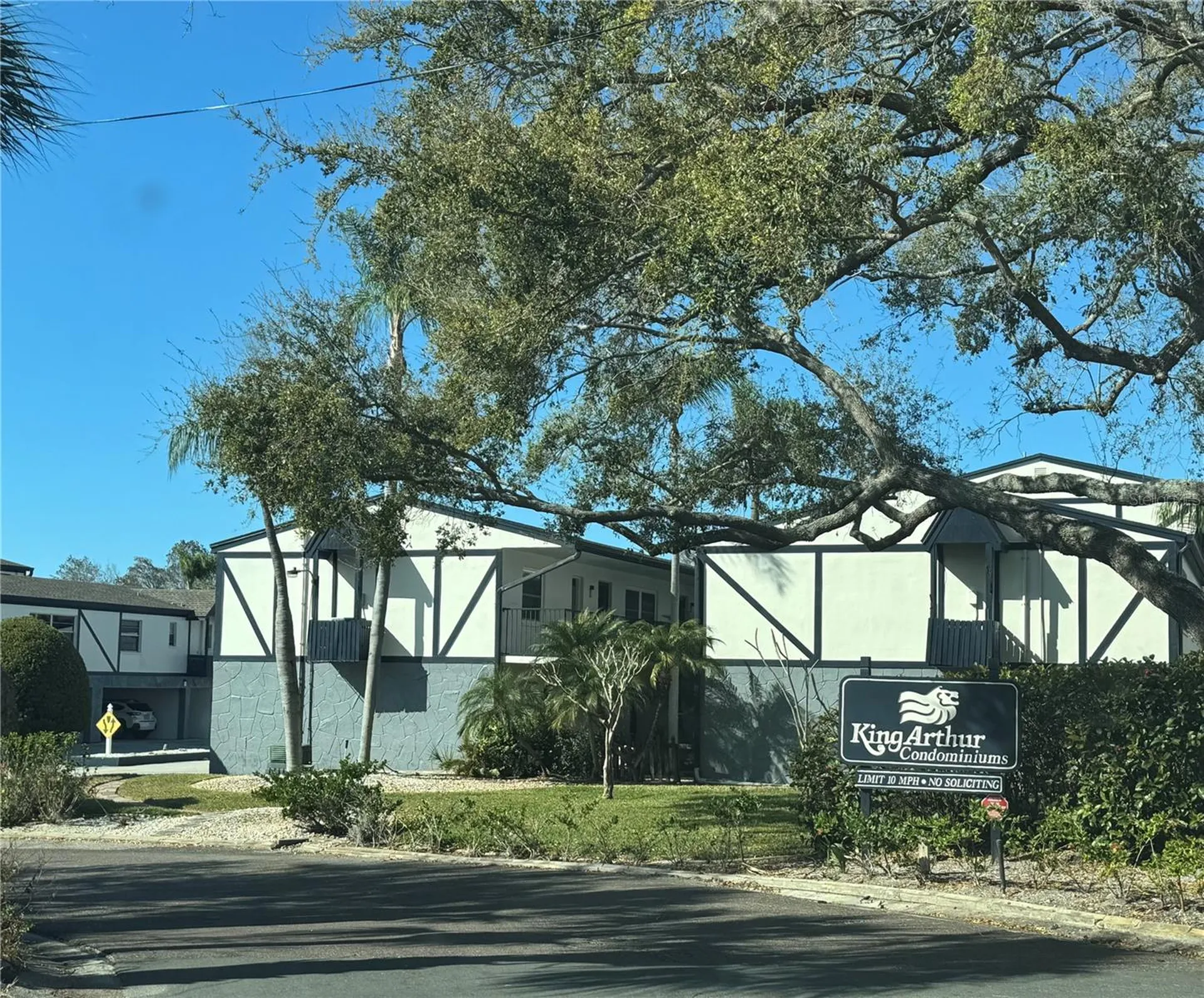 1126 King Arthur Court Dunedin FL 34698