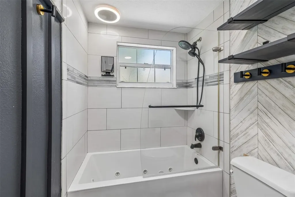 4528 W Woodmere Road Tampa FL 33609