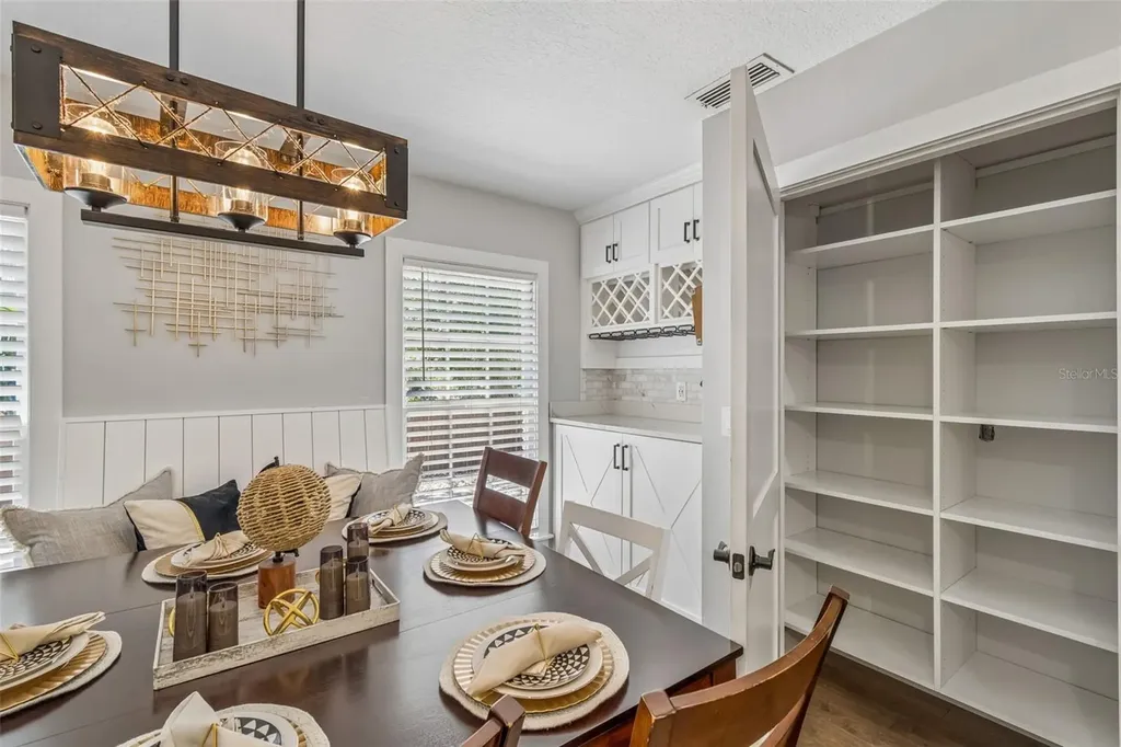 4528 W Woodmere Road Tampa FL 33609