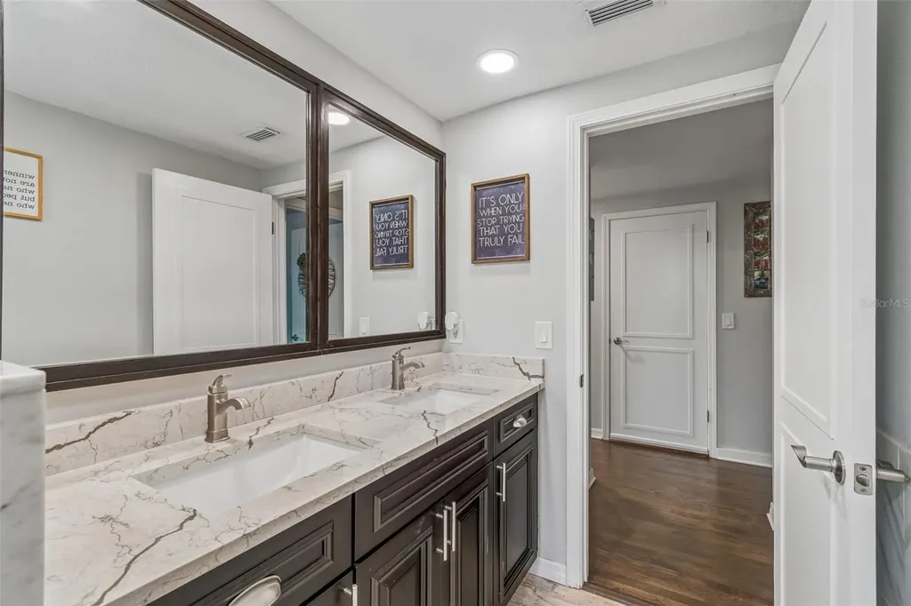 4528 W Woodmere Road Tampa FL 33609