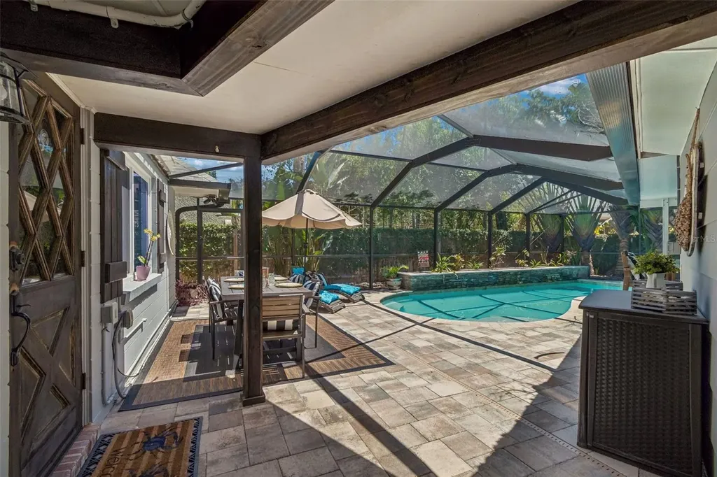 4528 W Woodmere Road Tampa FL 33609