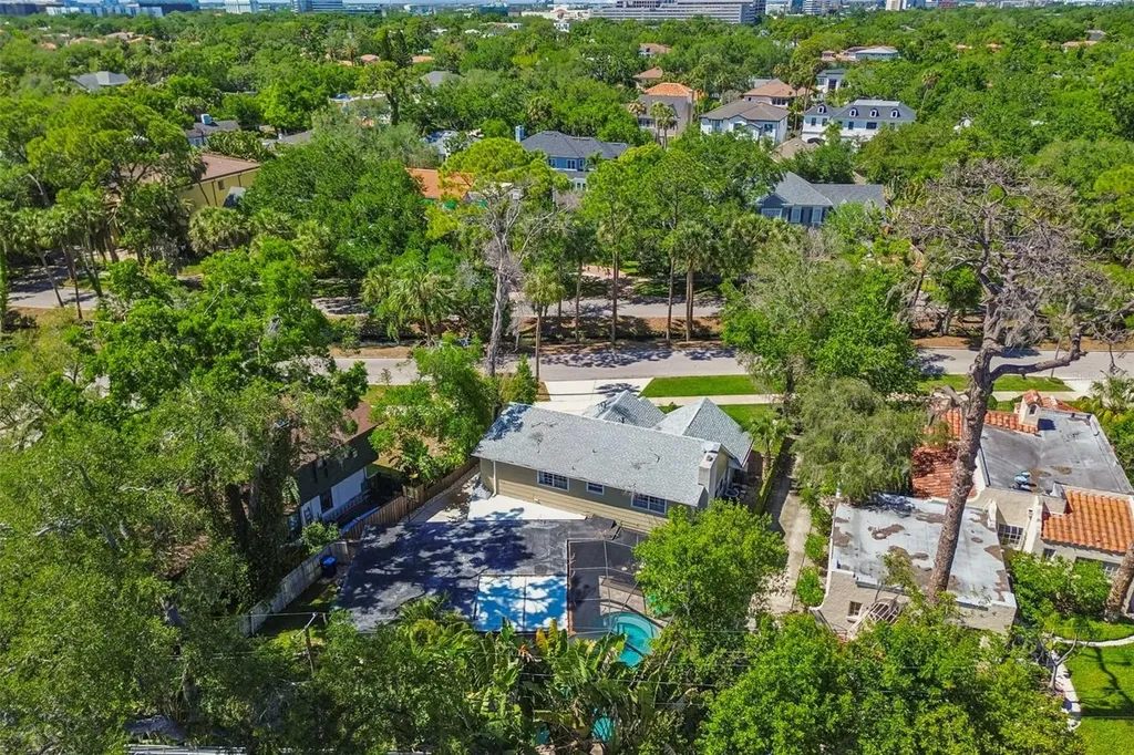 4528 W Woodmere Road Tampa FL 33609