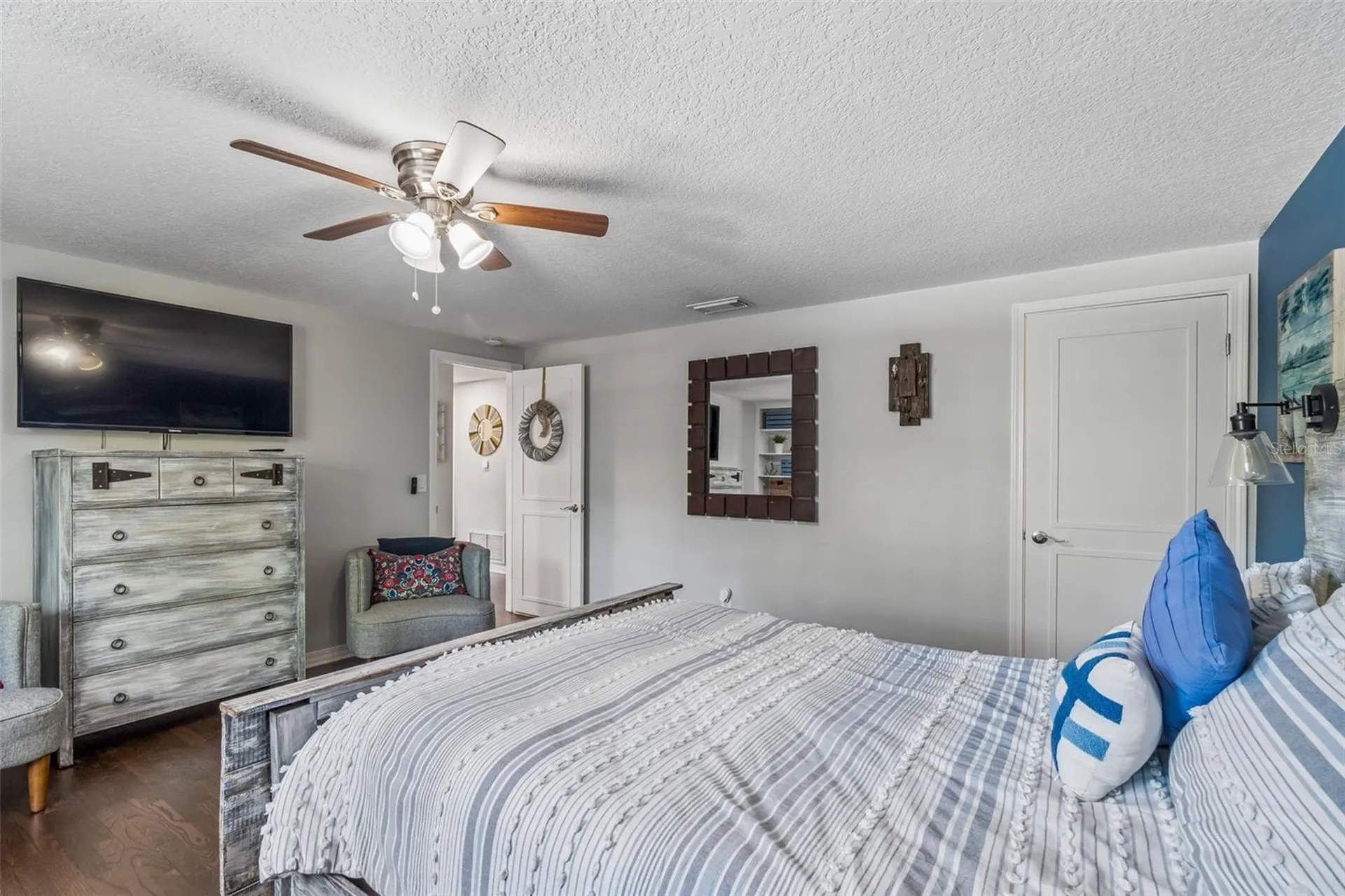 4528 W Woodmere Road Tampa FL 33609