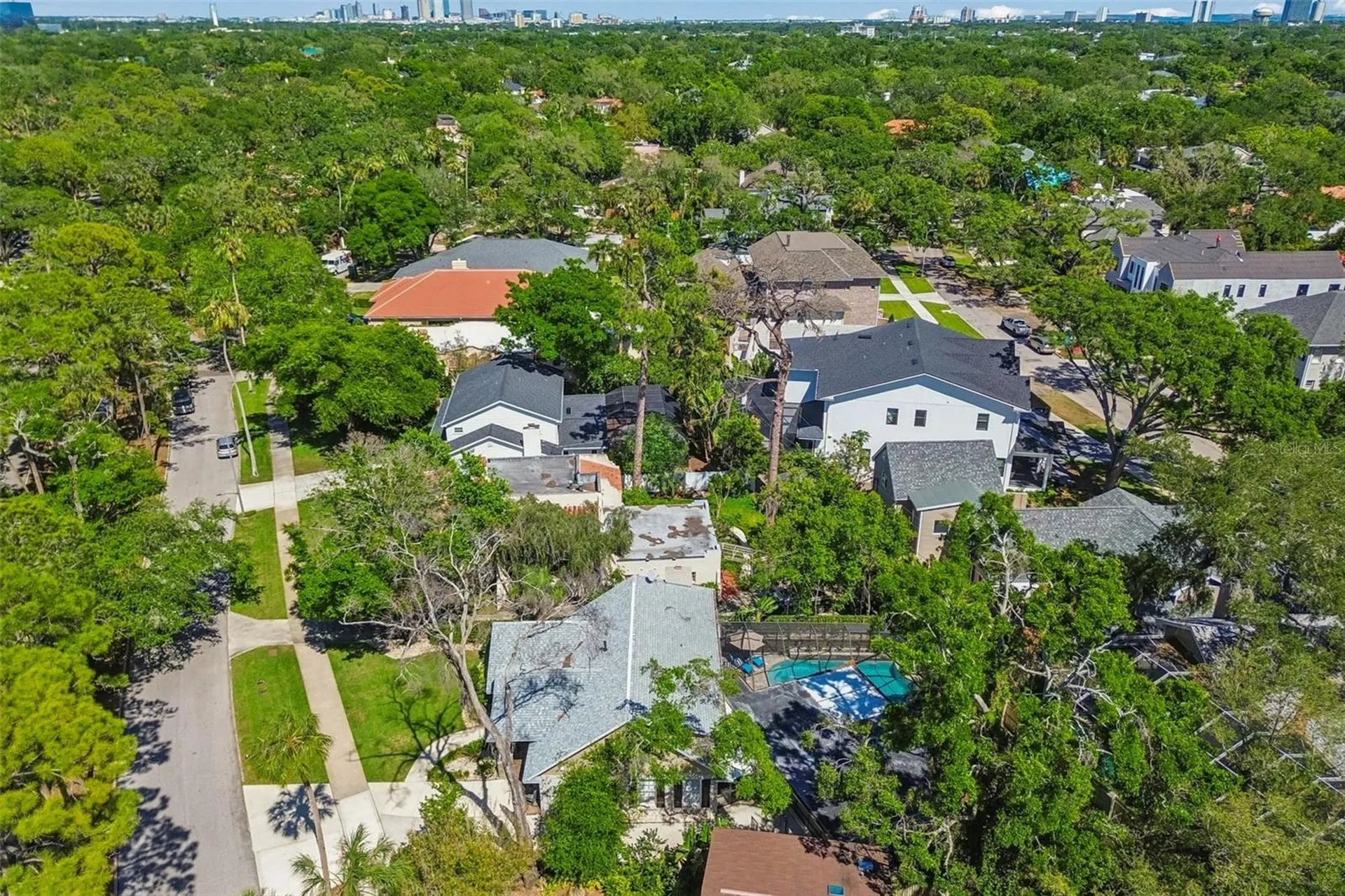 4528 W Woodmere Road Tampa FL 33609