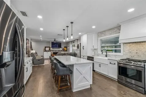 4528 W Woodmere Road Tampa FL 33609