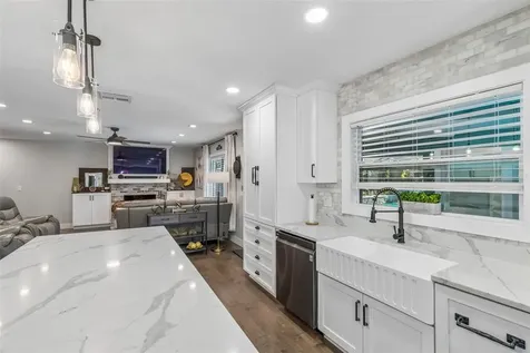 4528 W Woodmere Road Tampa FL 33609