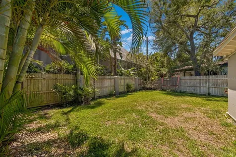 4528 W Woodmere Road Tampa FL 33609