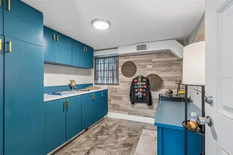 4528 W Woodmere Road Tampa FL 33609