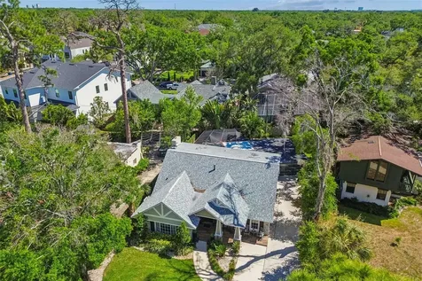 4528 W Woodmere Road Tampa FL 33609