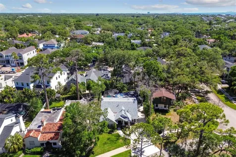 4528 W Woodmere Road Tampa FL 33609