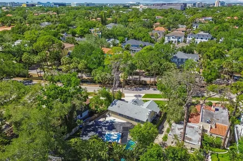4528 W Woodmere Road Tampa FL 33609