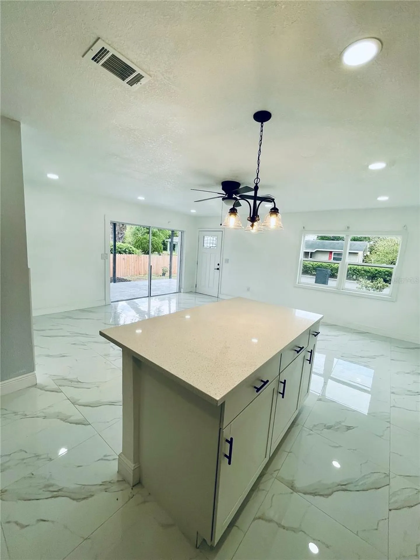1129 W 6th Street Lakeland FL 33805