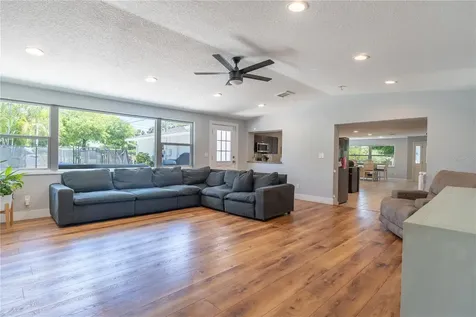 12705 Park Boulevard Seminole FL 33776