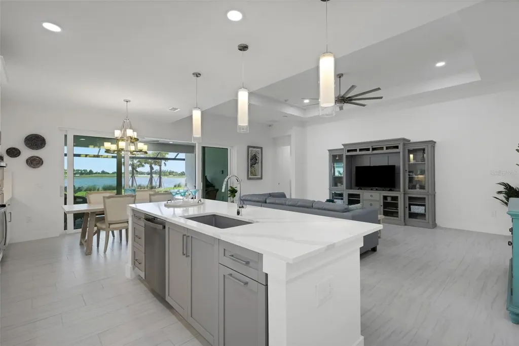 1104 Waterline Court Sarasota FL 34240