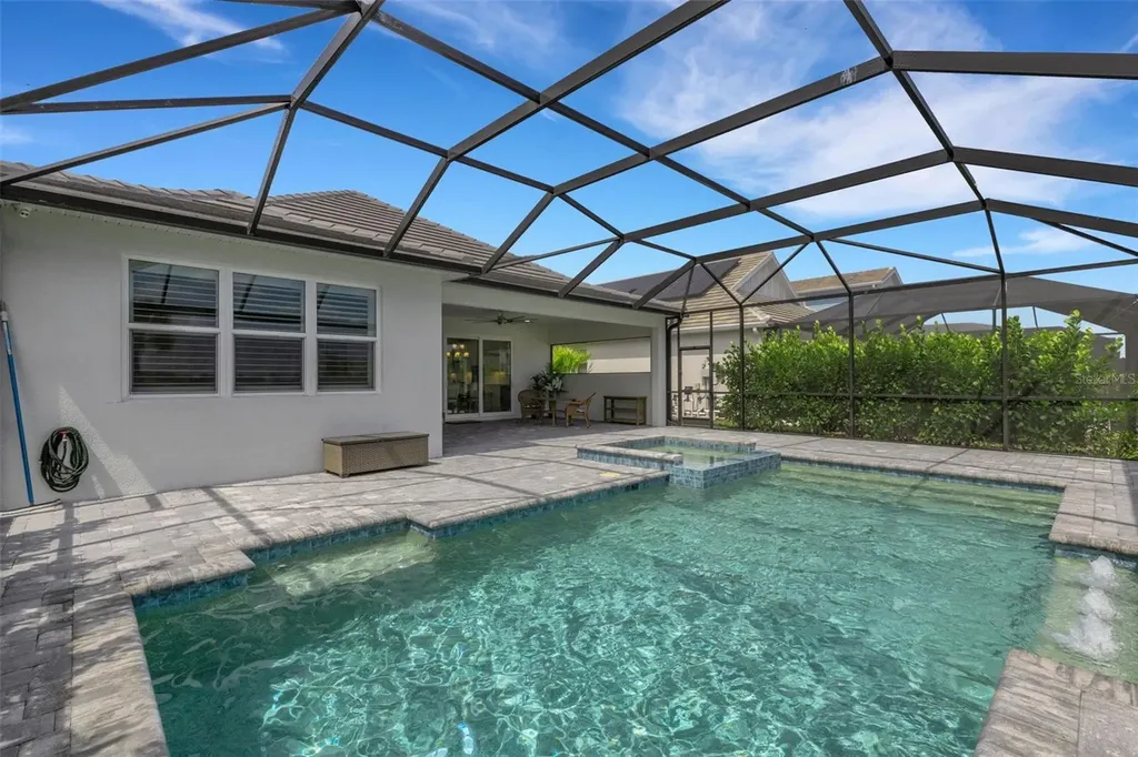 1104 Waterline Court Sarasota FL 34240