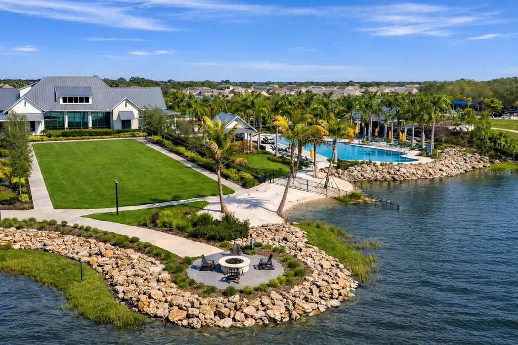 1104 Waterline Court Sarasota FL 34240