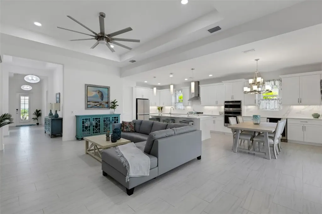 1104 Waterline Court Sarasota FL 34240