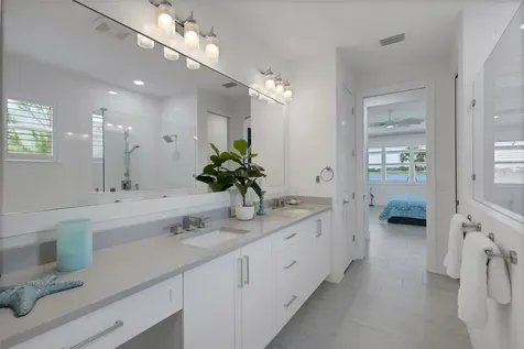 1104 Waterline Court Sarasota FL 34240