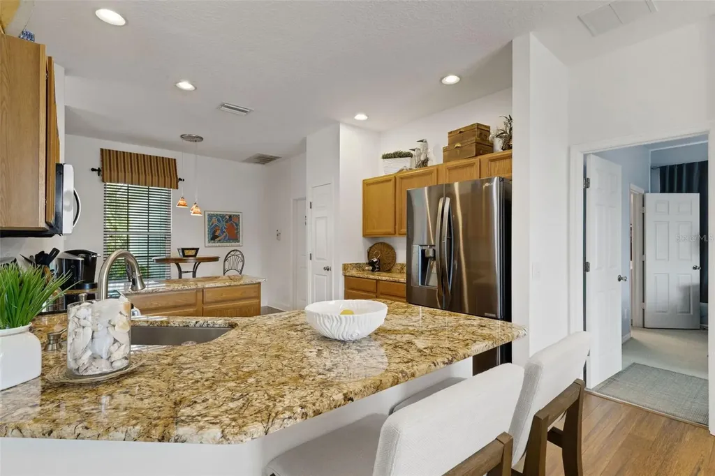 378 Londonderry Drive Sarasota FL 34240