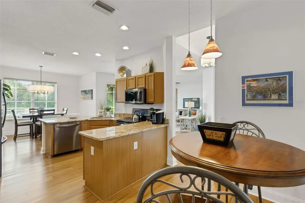 378 Londonderry Drive Sarasota FL 34240