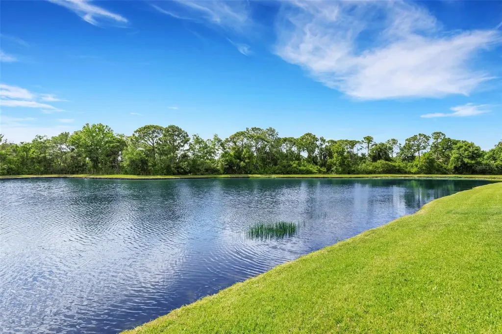 378 Londonderry Drive Sarasota FL 34240