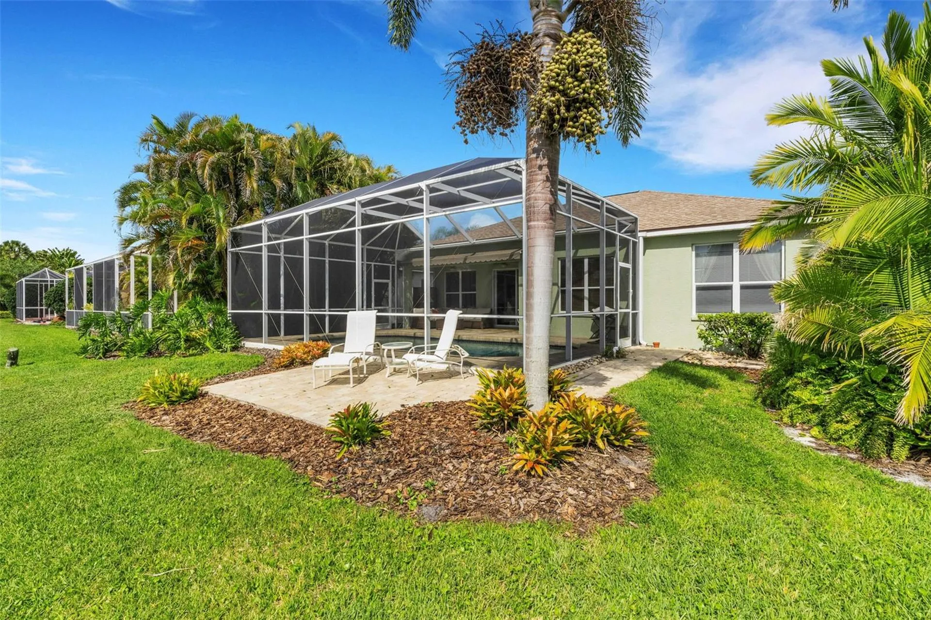 378 Londonderry Drive Sarasota FL 34240