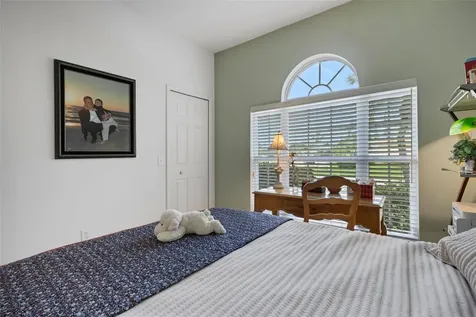 378 Londonderry Drive Sarasota FL 34240