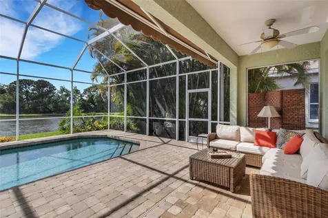 378 Londonderry Drive Sarasota FL 34240