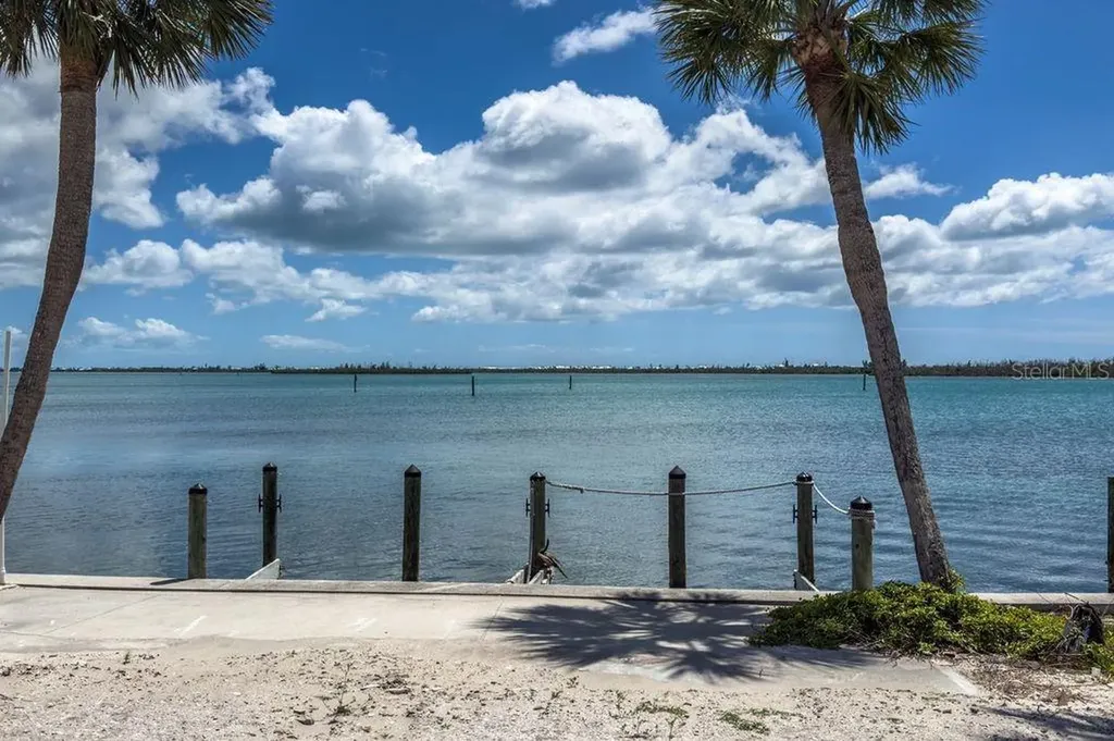 7500 Park Pointe Drive Englewood FL 34224
