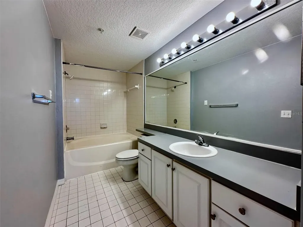 5578 Metrowest Boulevard Orlando FL 32811