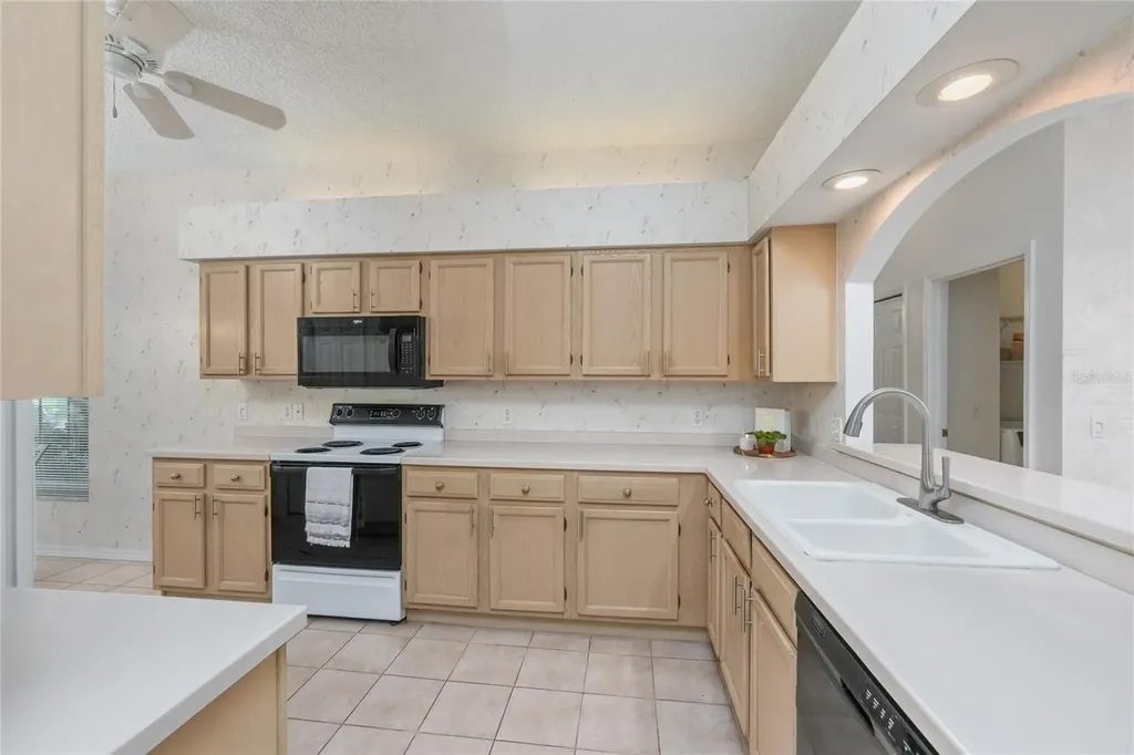 3511 Tealwood Circle Palm Harbor FL 34685
