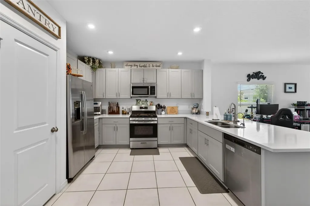 6239 Springmont Loop Palmetto FL 34221