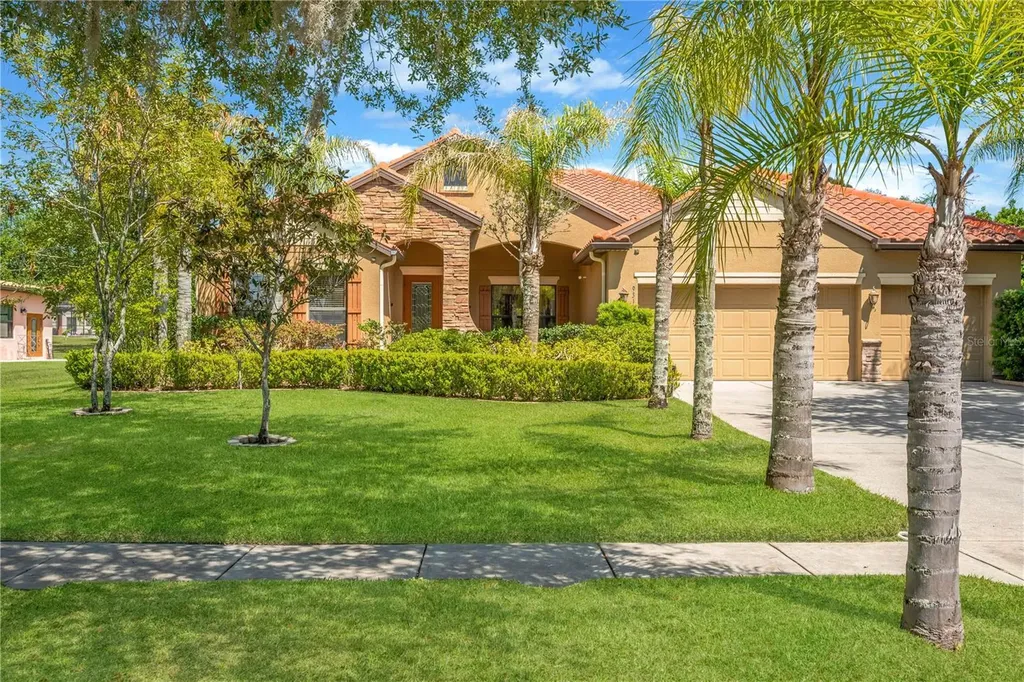 9313 Lisbon Street Seffner FL 33584