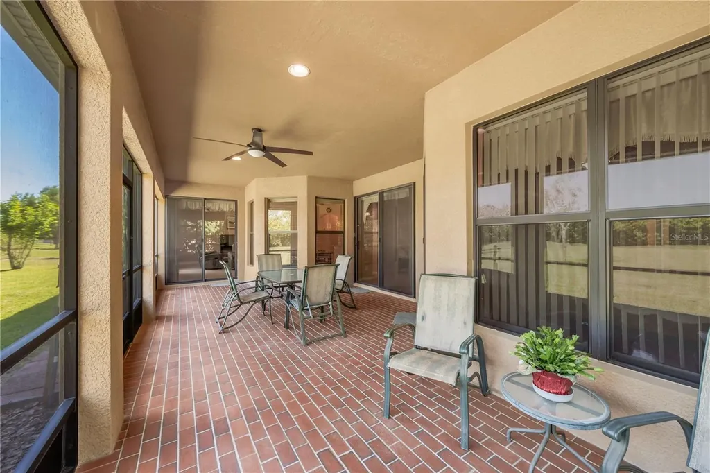 9313 Lisbon Street Seffner FL 33584