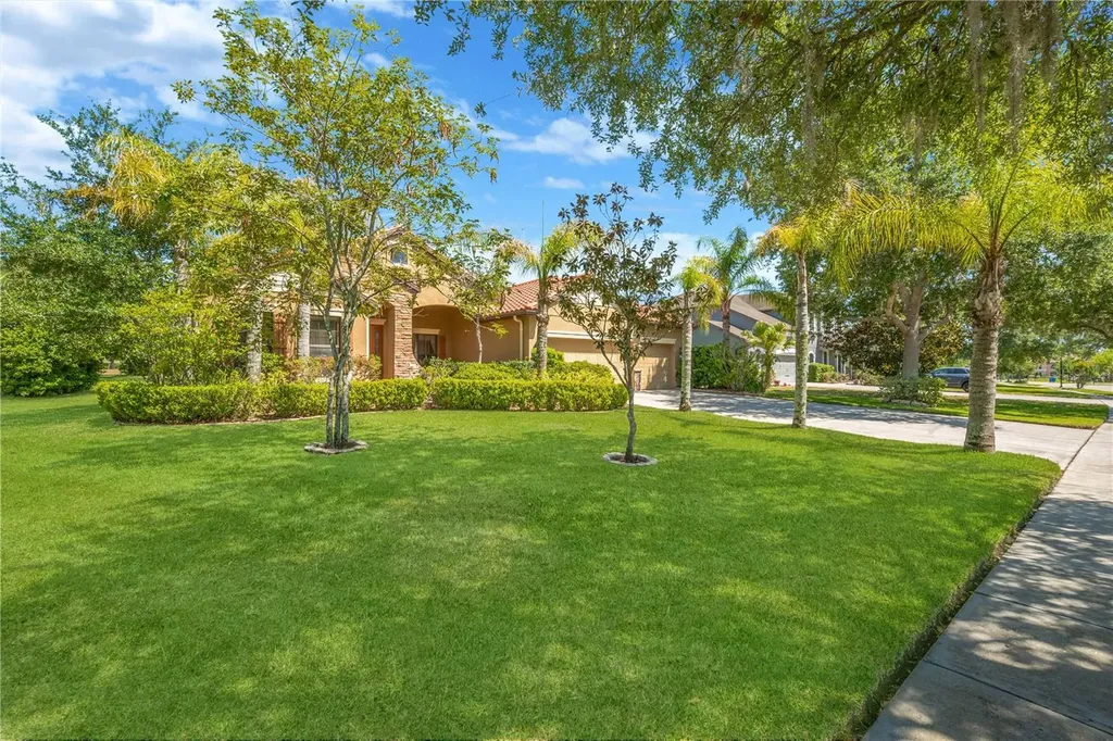 9313 Lisbon Street Seffner FL 33584