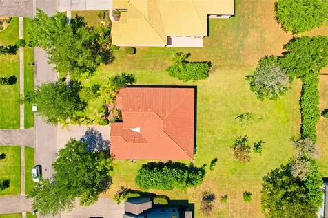 9313 Lisbon Street Seffner FL 33584
