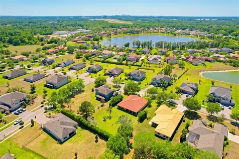 9313 Lisbon Street Seffner FL 33584