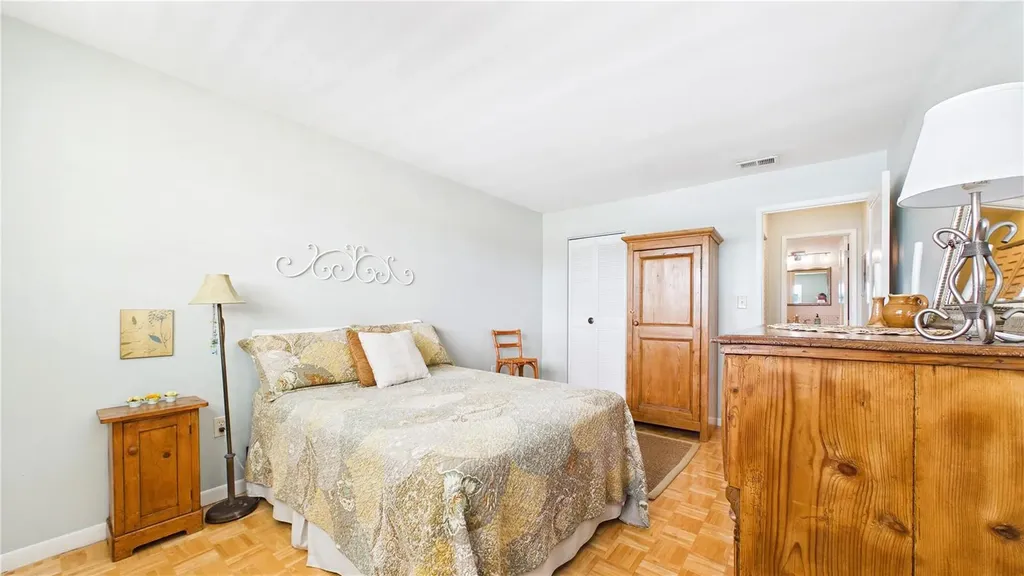 5935 30th Avenue S Gulfport FL 33707