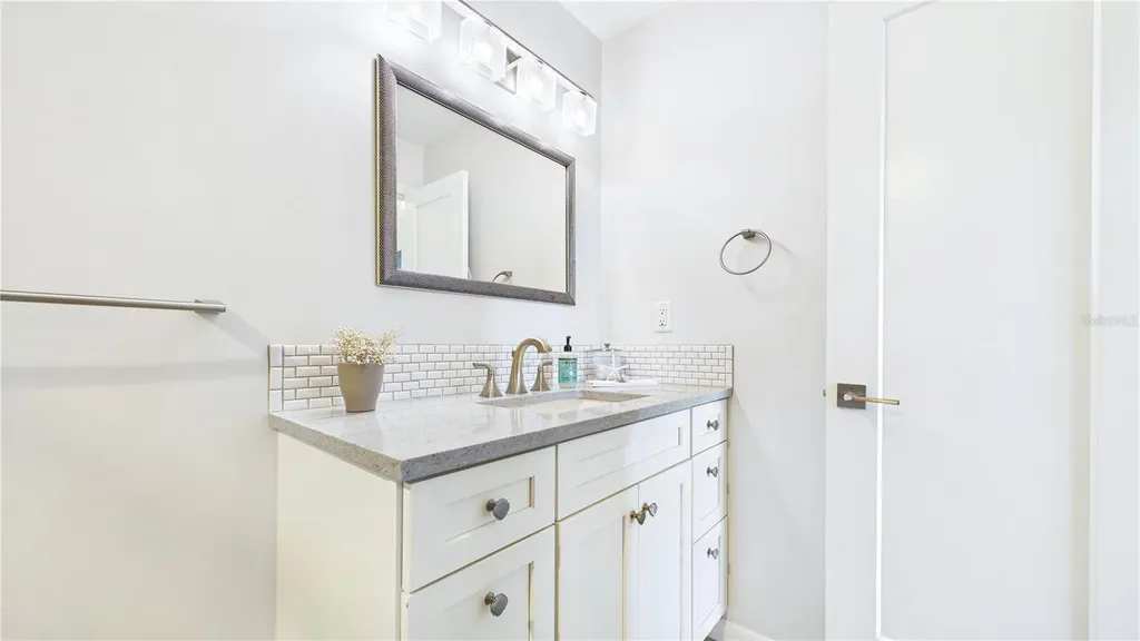 5935 30th Avenue S Gulfport FL 33707