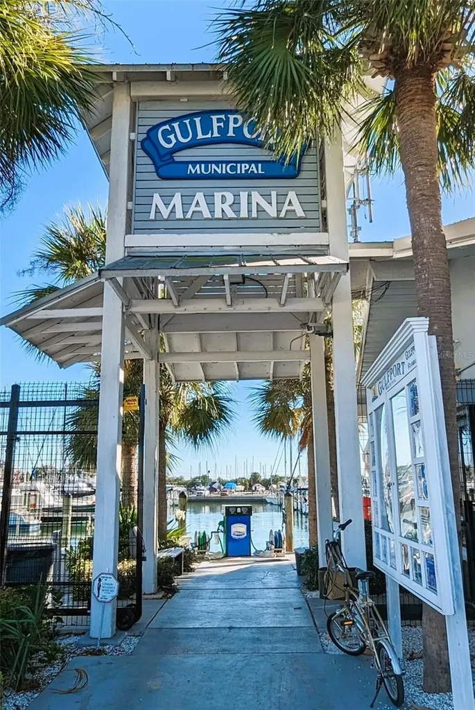 5935 30th Avenue S Gulfport FL 33707
