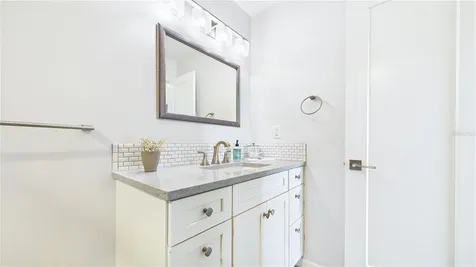 5935 30th Avenue S Gulfport FL 33707