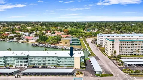 5935 30th Avenue S Gulfport FL 33707
