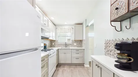 5935 30th Avenue S Gulfport FL 33707