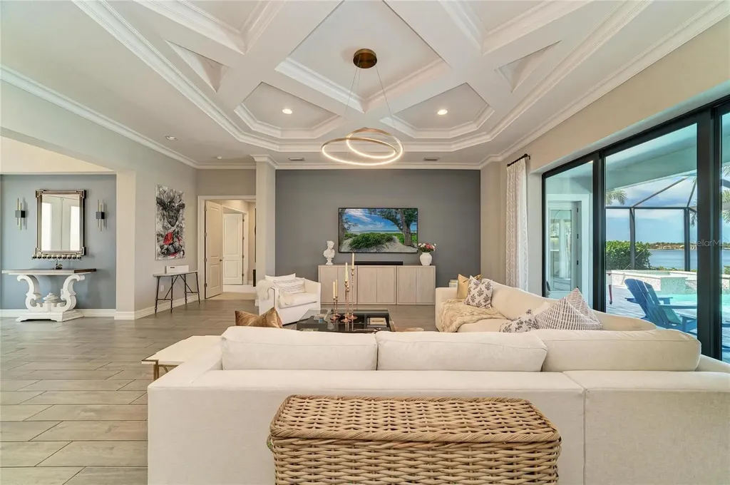 352 Maraviya Boulevard Nokomis FL 34275